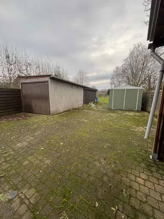 Grote HOB te Aalst met 4 slaapkamers en open keuken