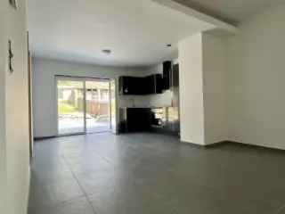 Gelijkvloers Appartement te Lincent - 2 slaapkamers - Grote Tuin - PEB A