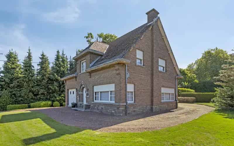 Vrijstaande Villa te koop Herent - Renovatie Project of Verkaveling