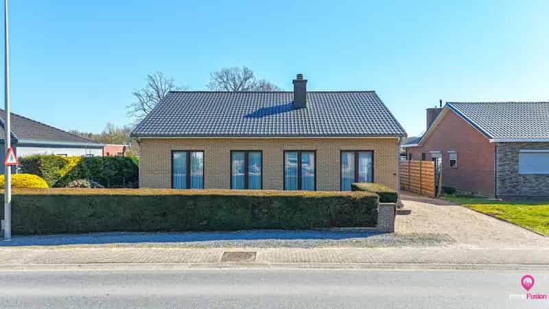 Gelijkvloerse woning te huur 3 slaapkamers Zolder