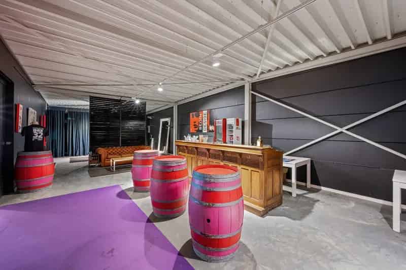 Handelspand te Huur Beernem 600m²