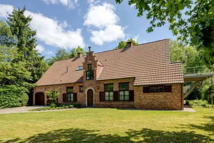 Villa te Koop Koningshof 5 slaapkamers zwembad