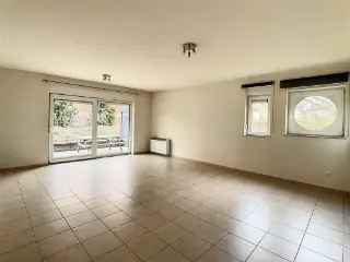 Te koop gelijkvloers appartement in Pont-à-Celles met terras en garage