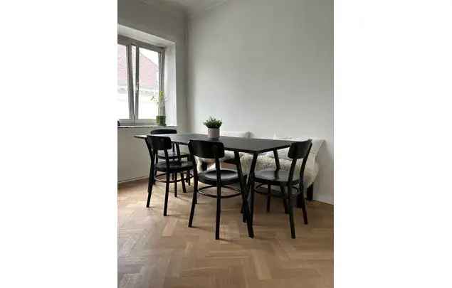 Huur 1 slaapkamer appartement van 68 m² in Antwerp