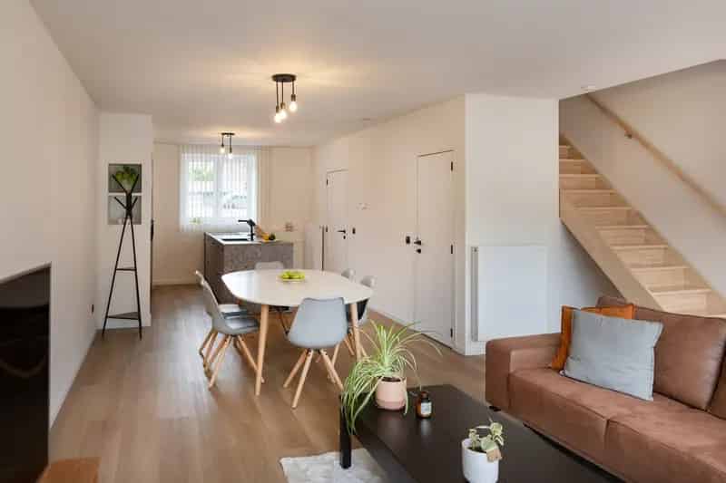 Huis te Koop Kluizen - Recente woning