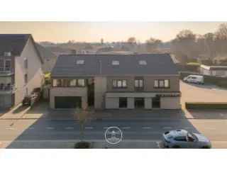 Handelspand en Woonst te Zulte - 150m² + 3 slaapkamers
