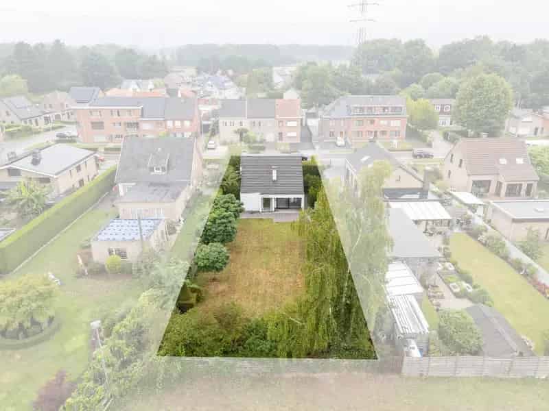 Huis te huur: Ruime vrijstaande woning met tuin en garage