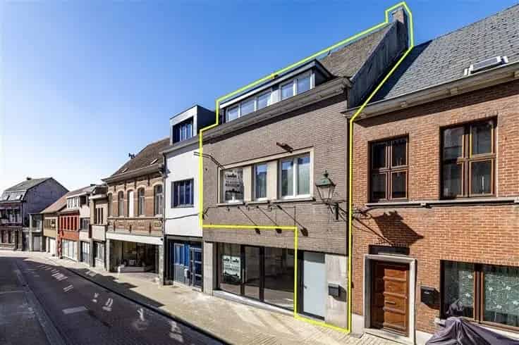 Duplex Appartement Te Koop Gerenoveerd 3 slaapkamers