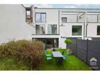 Huis te koop Ukkel 177m² 3 slaapkamers 2 badkamers