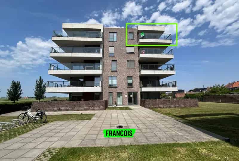 Penthouse Diksmuide Centrum: Ruim Terras & Panoramisch Uitzicht