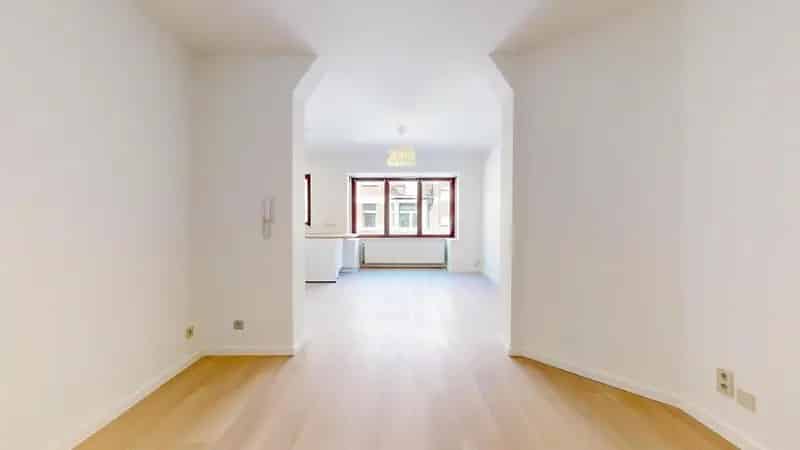 Appartement te huur Etterbeek 1 slaapkamer + bureau 70m²