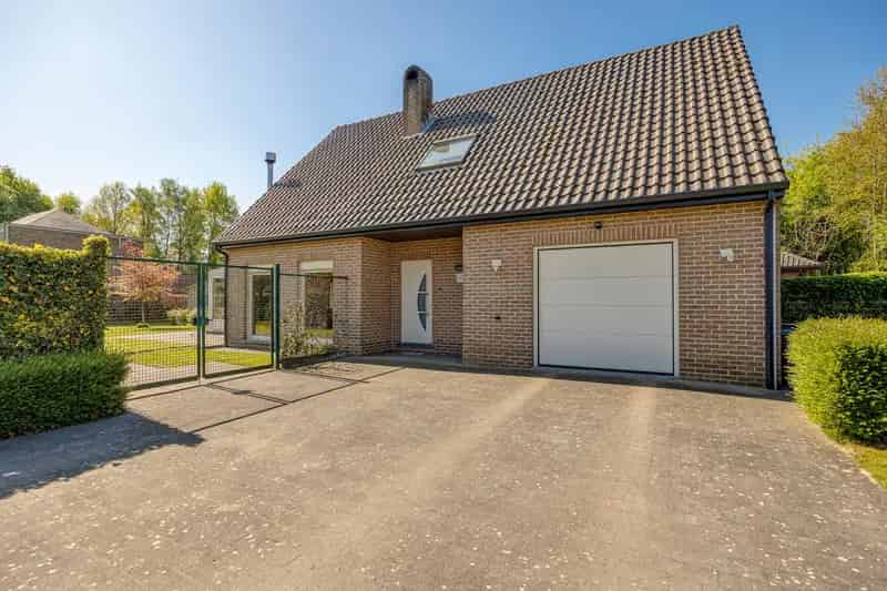 Huis te huur Halle-Zoersel 3 slaapkamers tuin garage