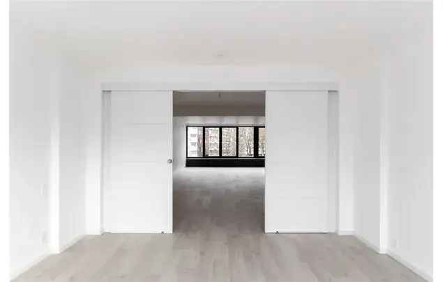 Huur 3 Slaapkamer Appartement 200m² Antwerpen