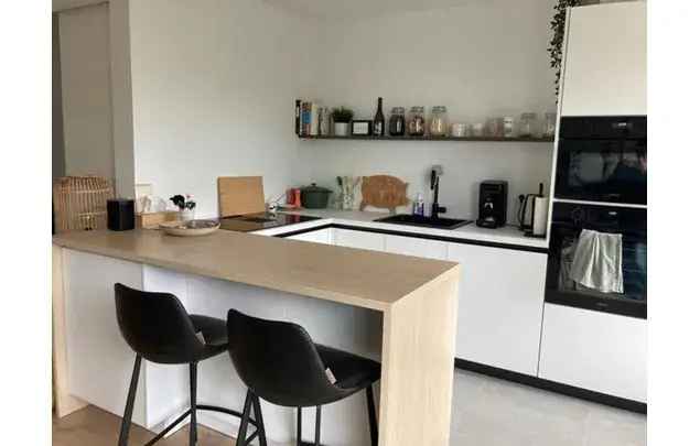 Huur 2 slaapkamer appartement van 76 m² in Antwerp