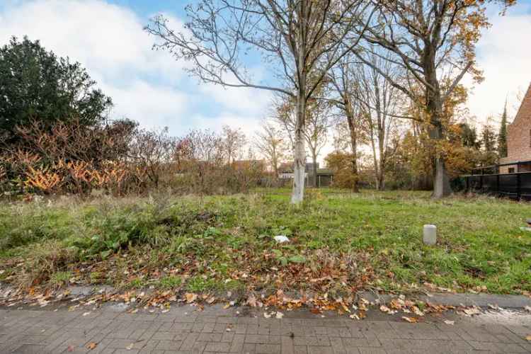 Bouwgrond voor gesloten woning op 244 m2