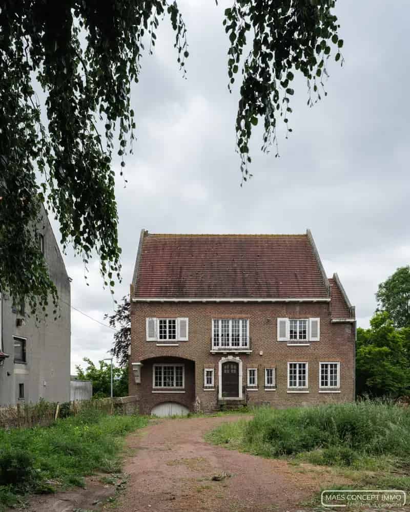 Te renoveren burgerwoning Kaster