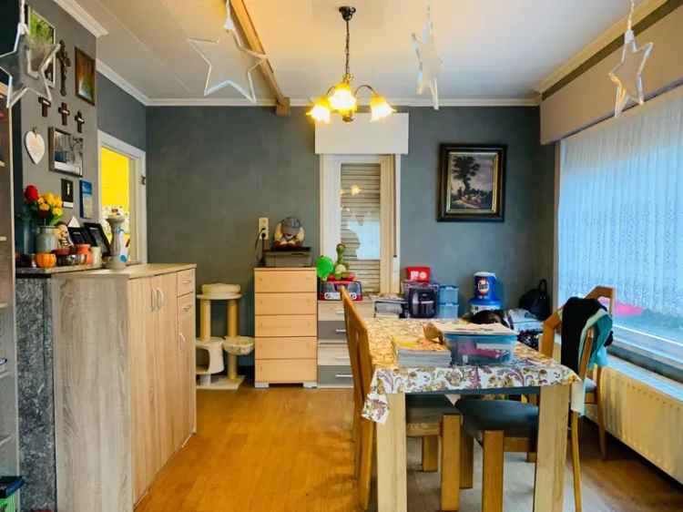 Te renoveren woning in Zelzate