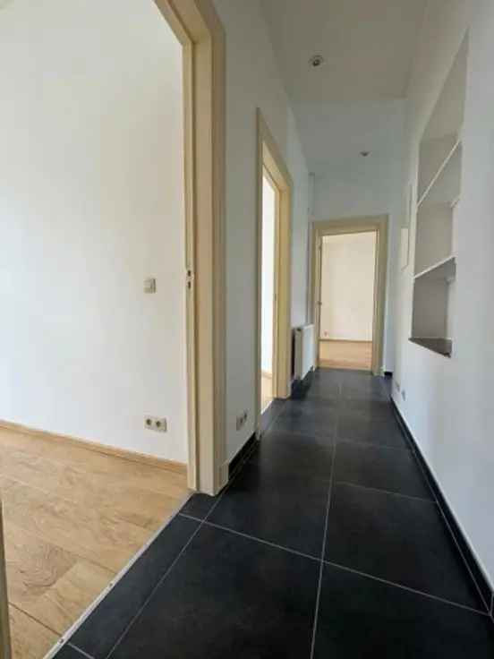 Appartement te huur Sint-Gillis - 2 slaapkamers - 97m²