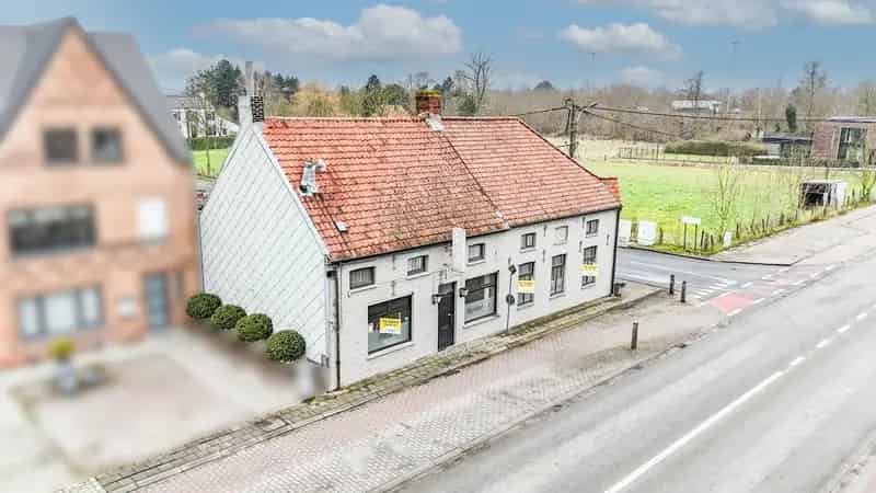 Horecazaak met Appartement Oostkamp