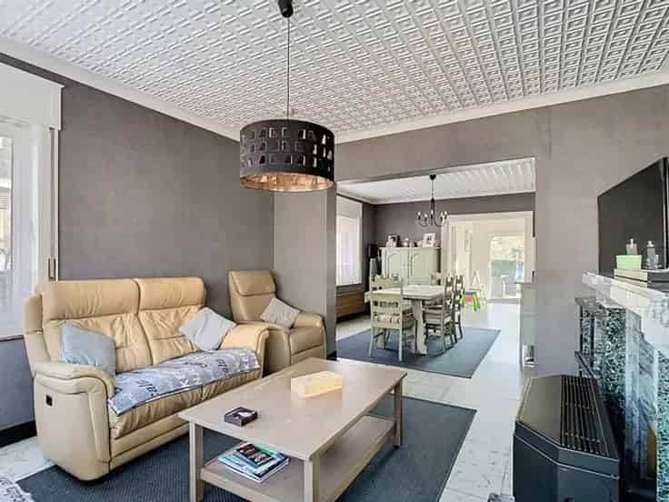 Huis Te Koop 3 Slaapkamers Ruime Garage Tuin
