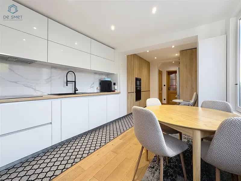 Gerenoveerde Woning 5 Slaapkamers EPC B