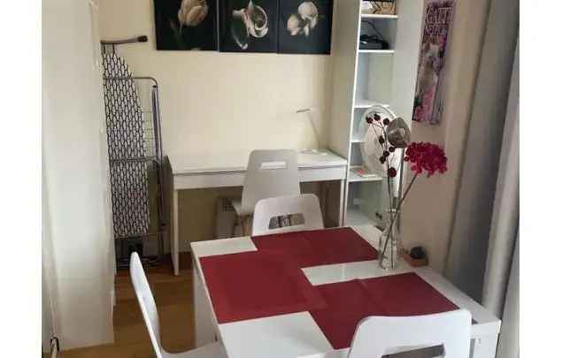 Huur 1 slaapkamer appartement van 75 m² in Brussels