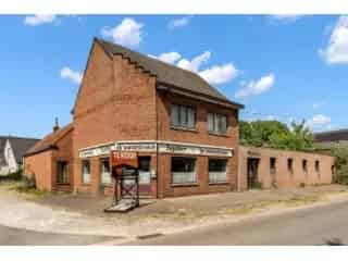 Handelspand te koop Balen - Polyvalente ruimte 240m²