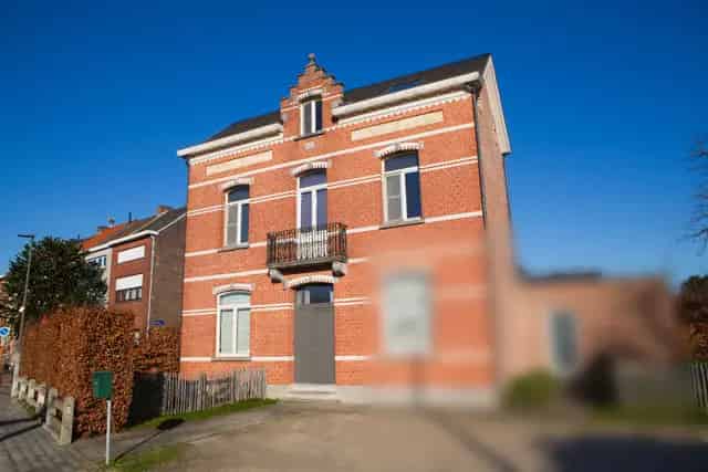 Herenhuis te koop Muizen 3 slaapkamers tuin parking