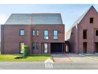 Huis te koop Peer - Casco woning 3 slaapkamers centrum