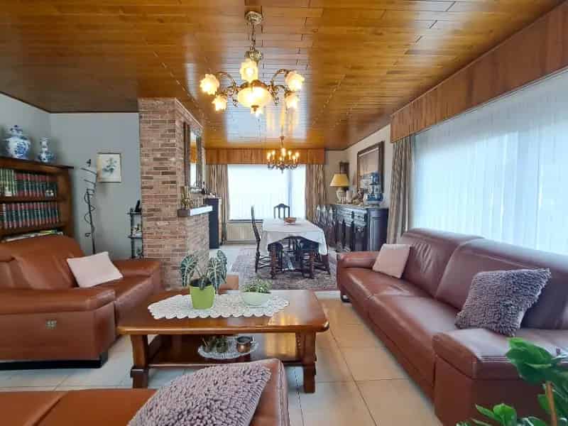 Huis te koop Erembodegem: Rustige bungalow