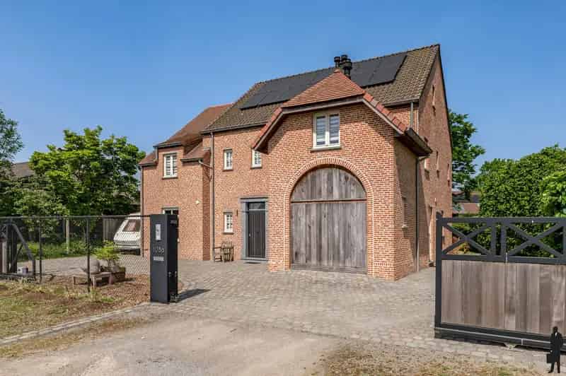 Pastorievilla 3 slpks 2 badk Sauna Jacuzzi Zonnepanelen Te Huur