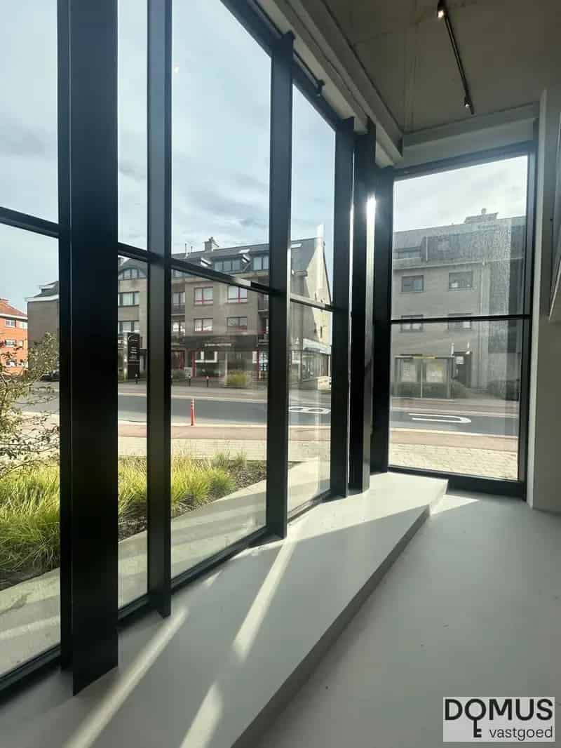 Schitterende Commerciële Ruimte te Wemmel