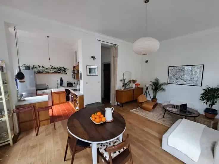 Appartement 89m2 te koop gerenoveerd 1 slaapkamer balkon