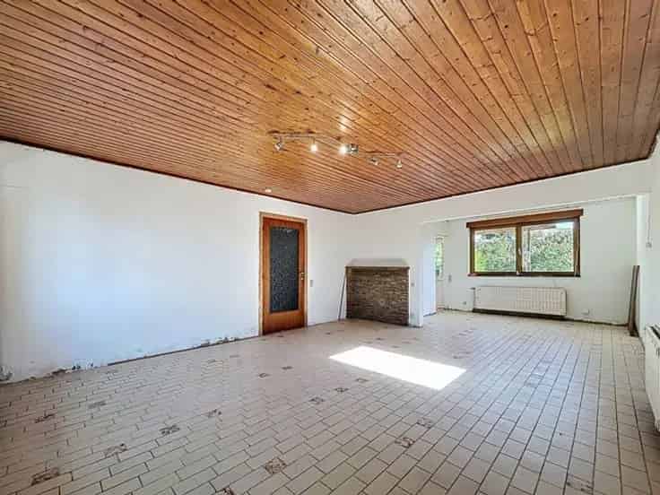 Huis Te Koop Soumagne - Charmante woning met garage en tuin