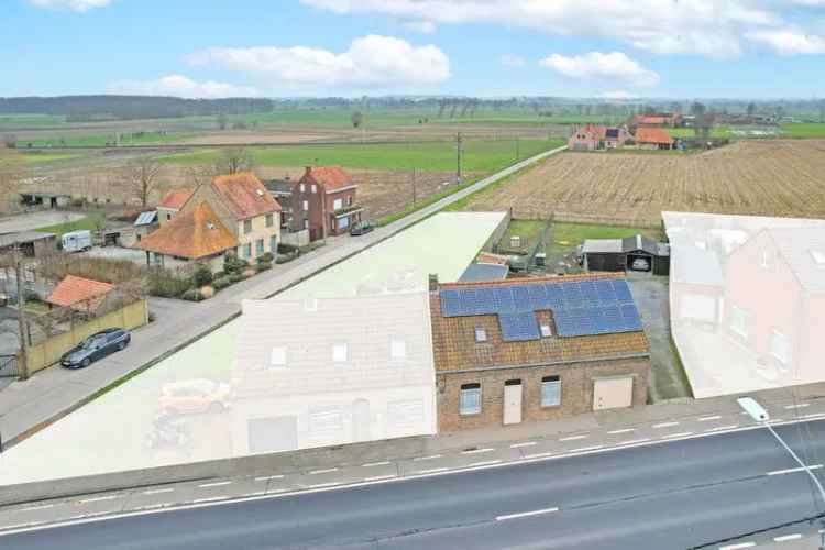 Te koop halfopen bebouwing met 3 slaapkamers en tuin in Diksmuide