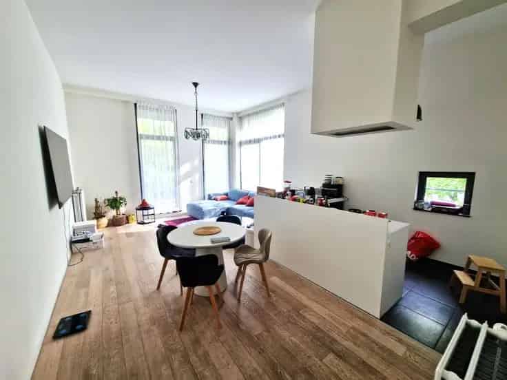 Appartement Te Koop 2 slaapkamers Terras Parking Meiser