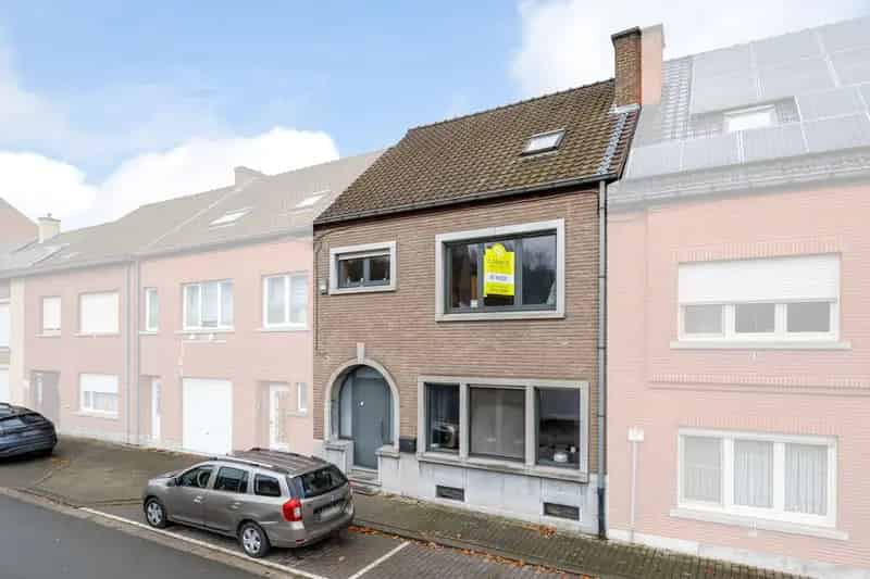 Rijwoning 4 slaapkamers terras gunstig EPC
