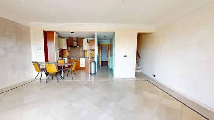 Duplex Appartement te Ever 3 slaapkamers Terras 120m2