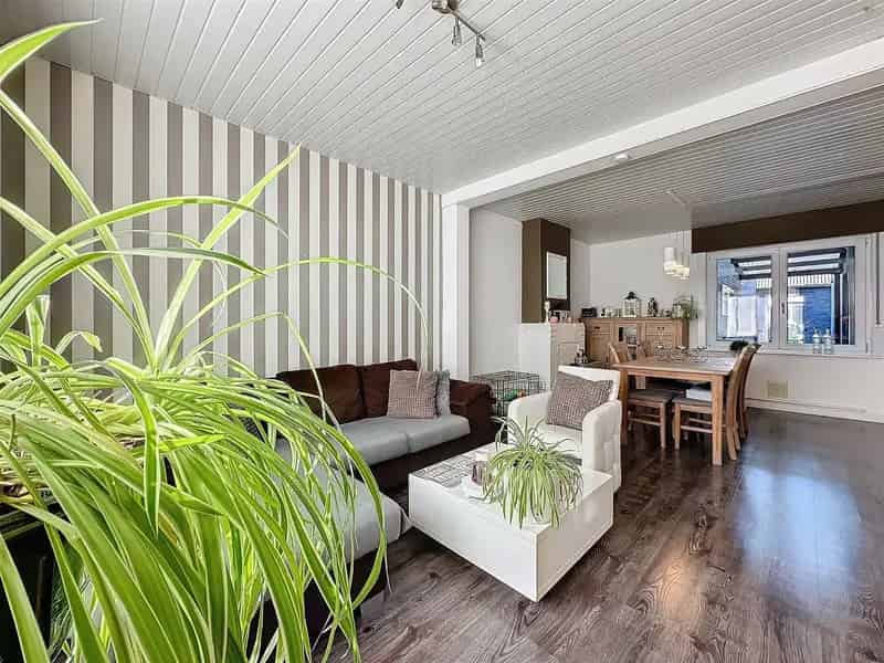 Gezellige Instapklare Woning 3 Slaapkamers Tuin 200m2