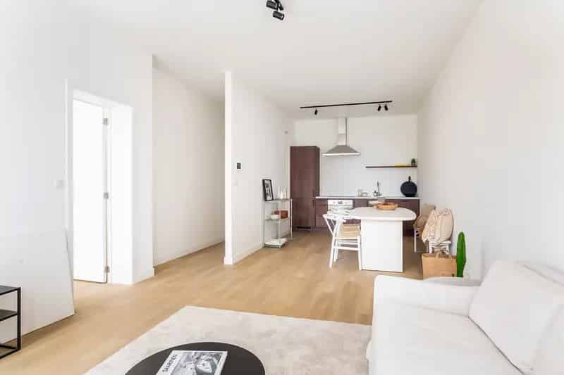Gerenoveerd 1-Slaapkamerappartement Toplocatie