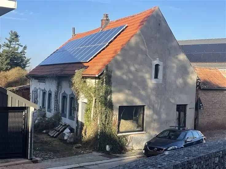 Huis Te Koop Landelijke Woning Grote Tuin Renovatieproject