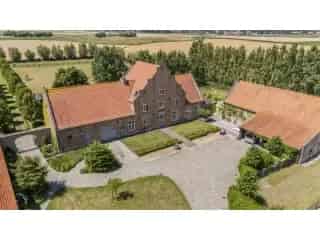 Fermette te koop Mannekensvere - Prachtige hoeve met paardenstallen en B&B potentieel