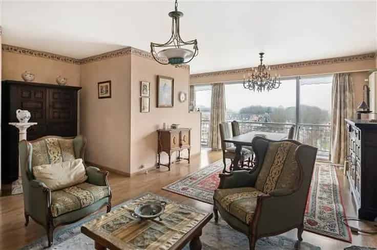 Appartement Te Koop Anderlecht: 2 slaapkamers, terras, parking
