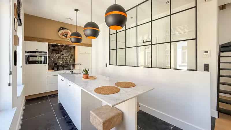 Te Koop: Trendy Duplex 2 Slaapkamers Modebuurt