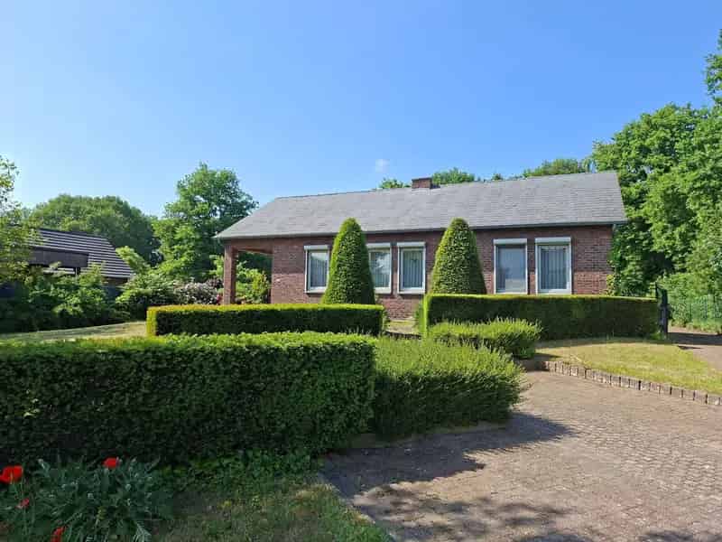 Huis te koop: Instapklare woning met tuin nabij bos