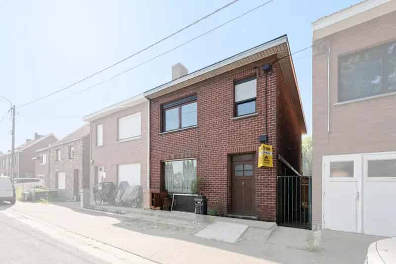 Te renoveren woning 544m2 rustige straat