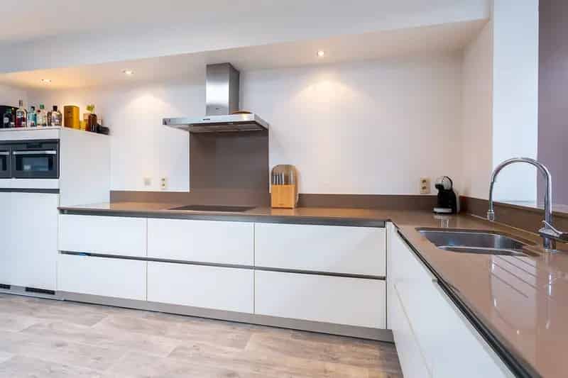 Instapklare woning 3 slaapkamers grote tuin