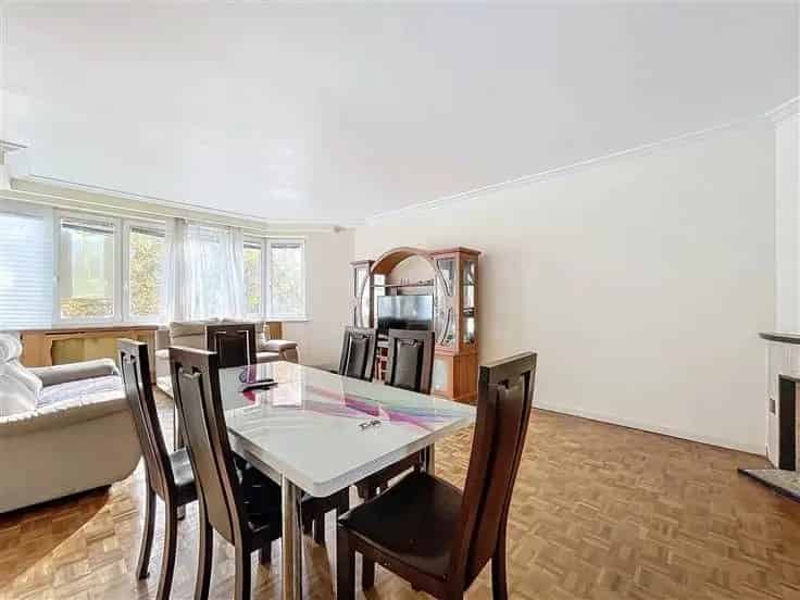Appartement Te Koop 96m2 2 slaapkamers Balkon Terras