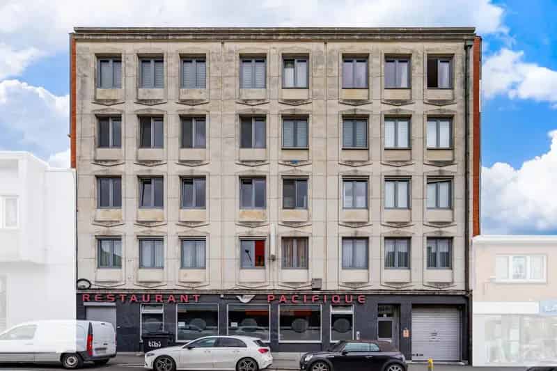 Appartement te koop: 6 slaapkamers, renovatieproject, centrum