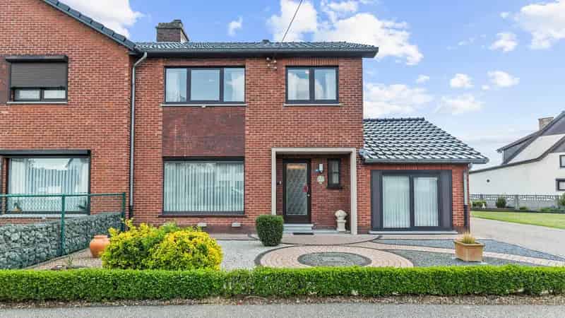 Huis te koop Maasmechelen: Gezellige halfopen woning